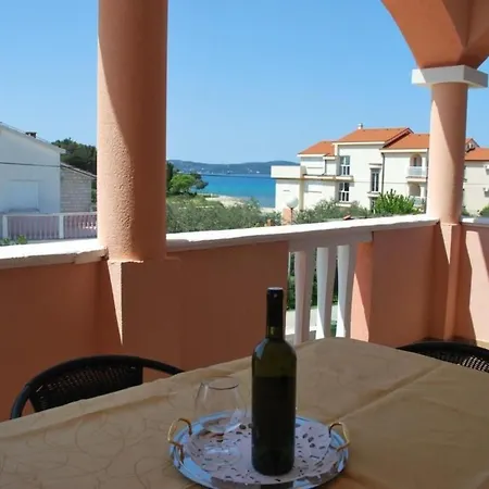 Appartement Mit Wasserblick By Interhome *